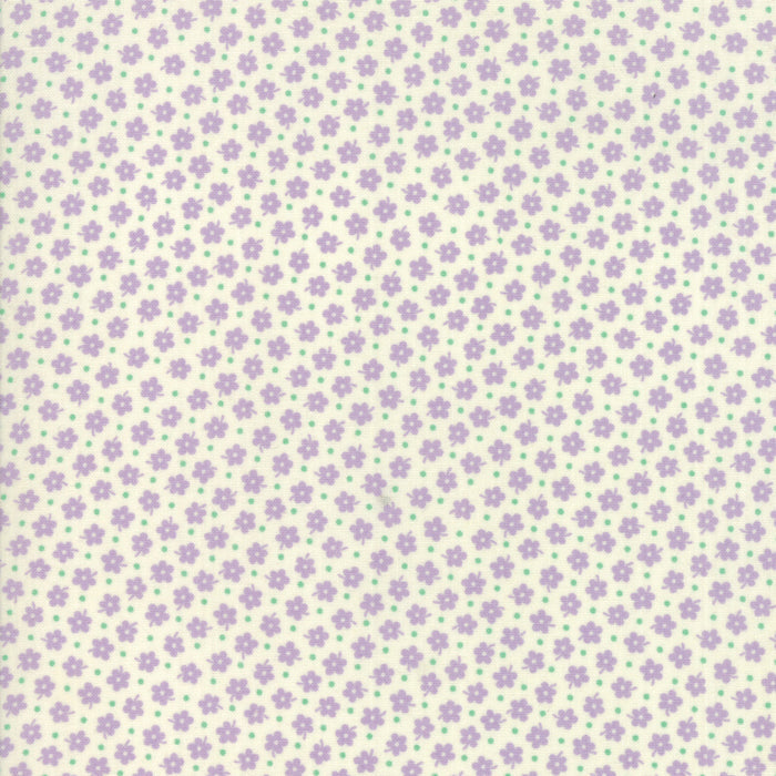 30s Playtime Lavender Floral ( Purple, Flowers, Prints ) cotton quilting fabric